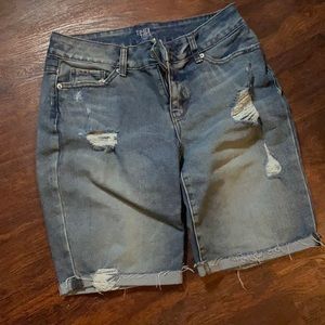 Time and Tru Knee Length Jean Short